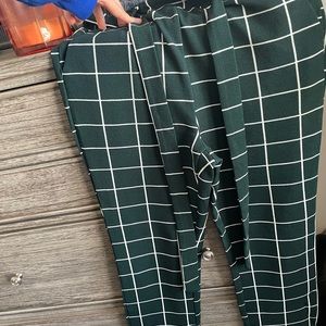 Green plaid skinny trousers (stretchy)